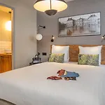 Appart\'Hotel East Paris Suite