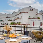 Appart\'Hotel East Paris Suite