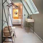 East Aparthotel 4*
